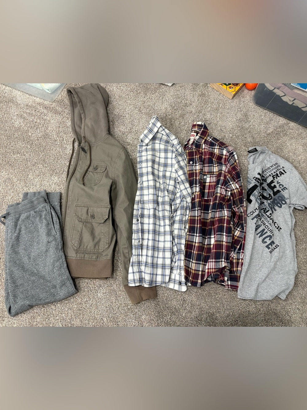 Men's Lot of Size Small
